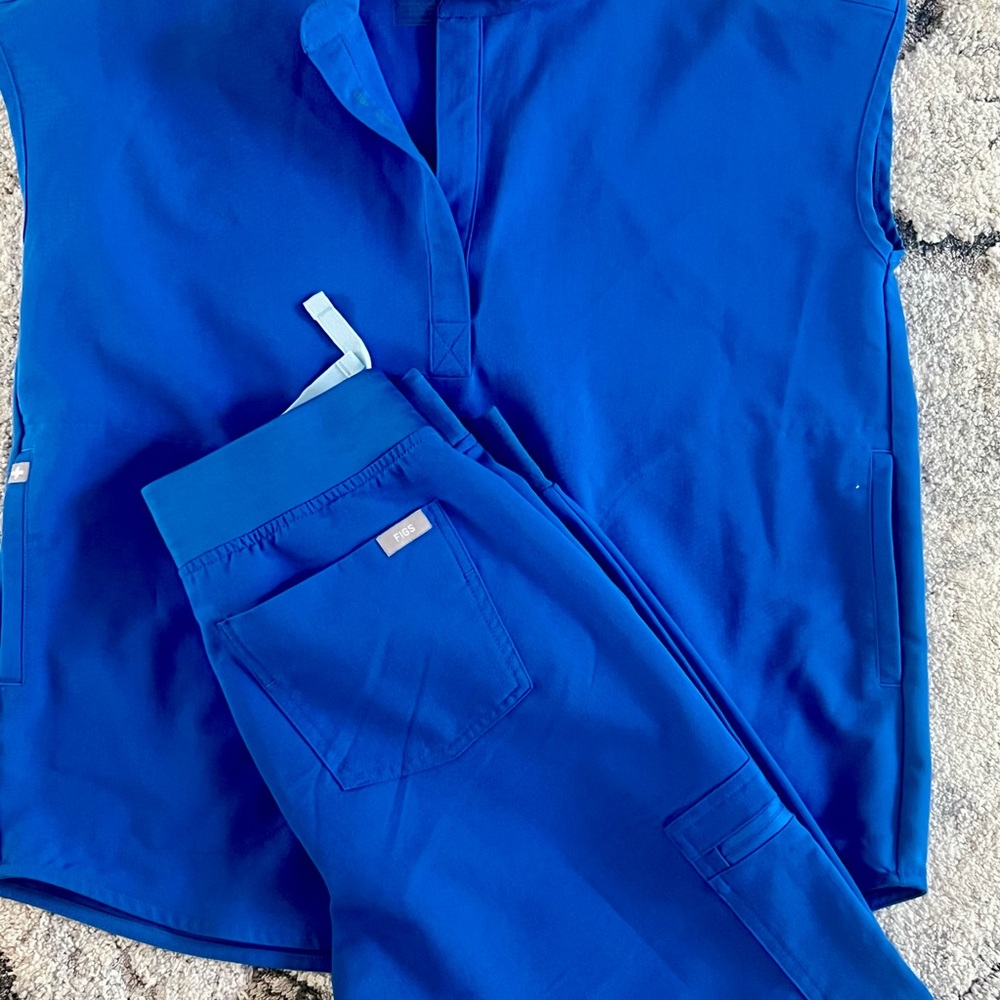 Figs Royal Blue Scrub Set